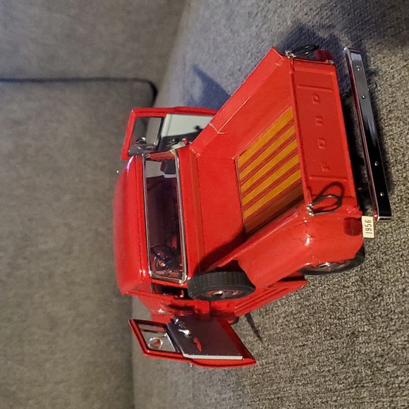 1956 Ford F-100 Pickup The Danbury Mint - Picture 4 of 10